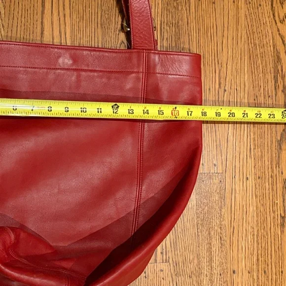 Coach Tote Bag - Picture 3 of 9